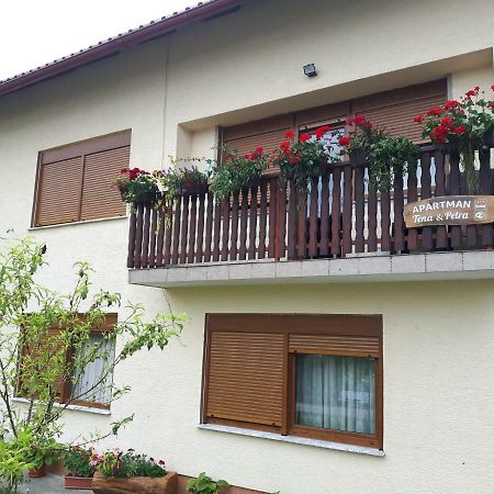 Apartman Petra & Tena Szluin Kültér fotó